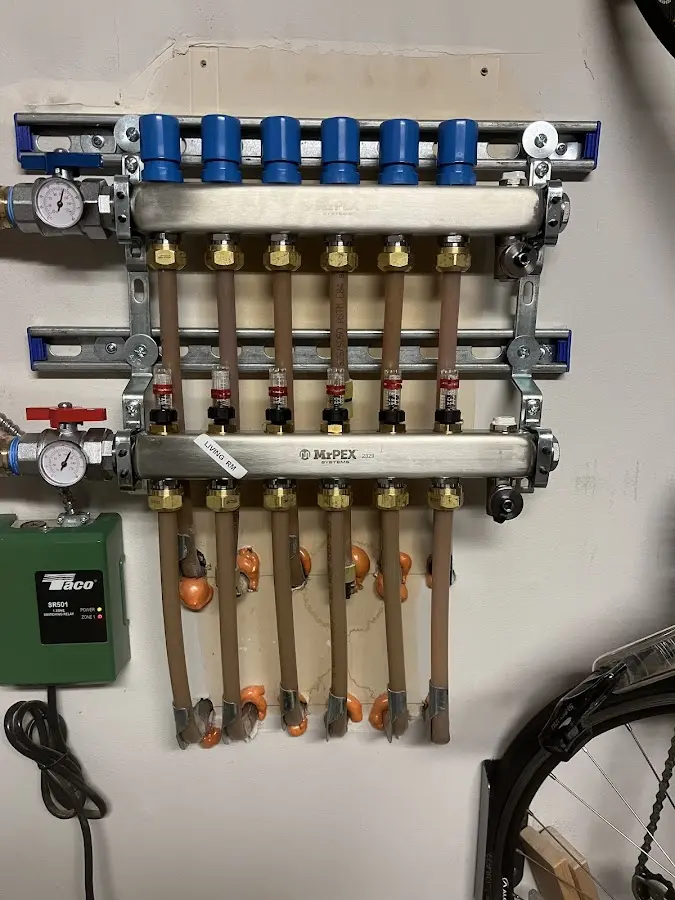 Plumber performing Leak Detection at a residential property in Leesylvania